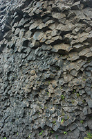Hjalparfoss - cadiskove skaly