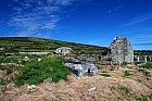 Stary kotolik ktorych je po Irsku nespocetne mnozstvo stavali sa okolo 14-15 storocia