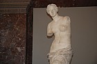 85 La Venus de Milo znazornuje bohynu lasky Afroditu